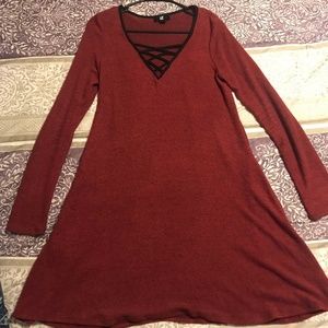 Long Sleeved Maroon Dress; Size Large
